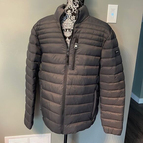 Calvin Klein Packable Water Resistant Jacket NEW - Picture 2 of 7